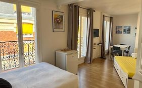 Apparemment a paris